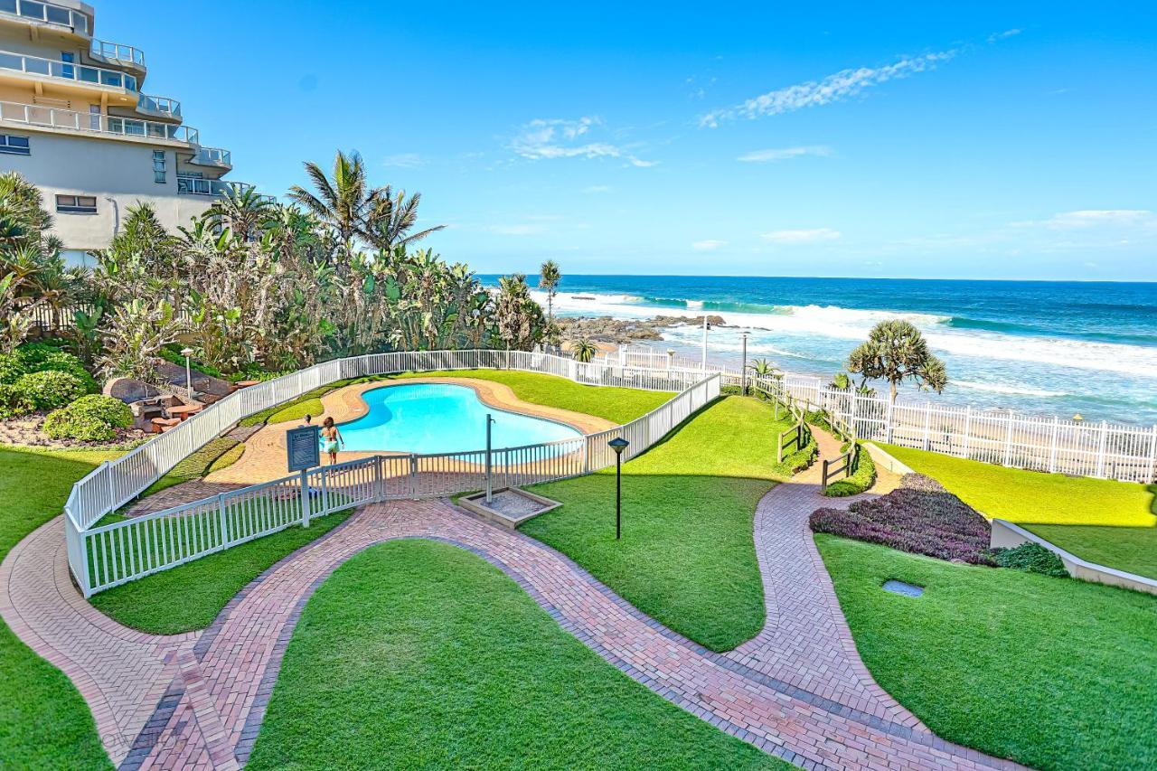 Sands Beach Breaks Beach Front Ballito Exteriör bild