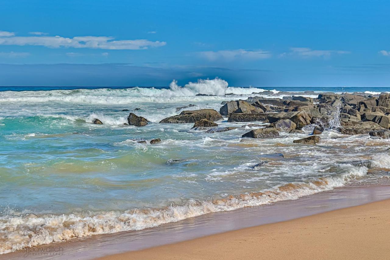 Sands Beach Breaks Beach Front Ballito Exteriör bild