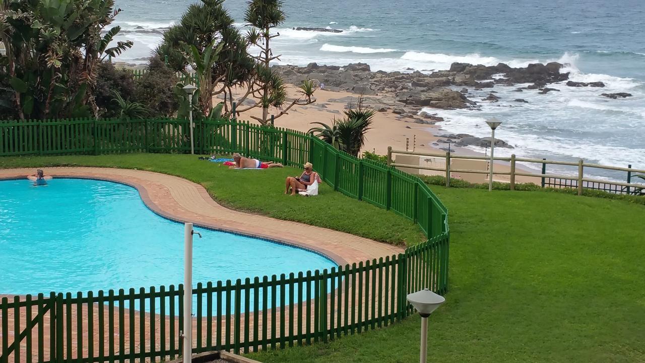 Sands Beach Breaks Beach Front Ballito Exteriör bild