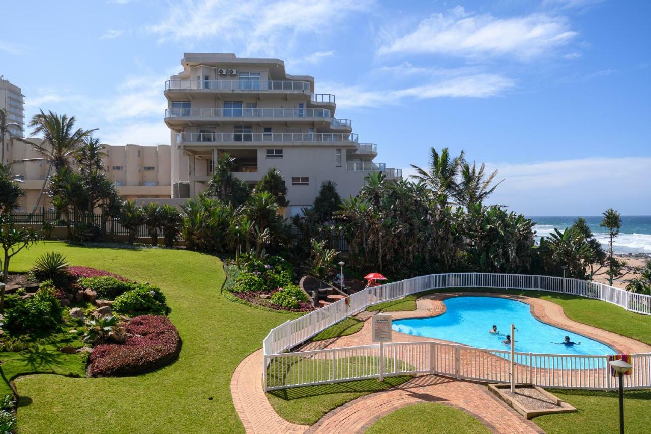 Sands Beach Breaks Beach Front Ballito Exteriör bild