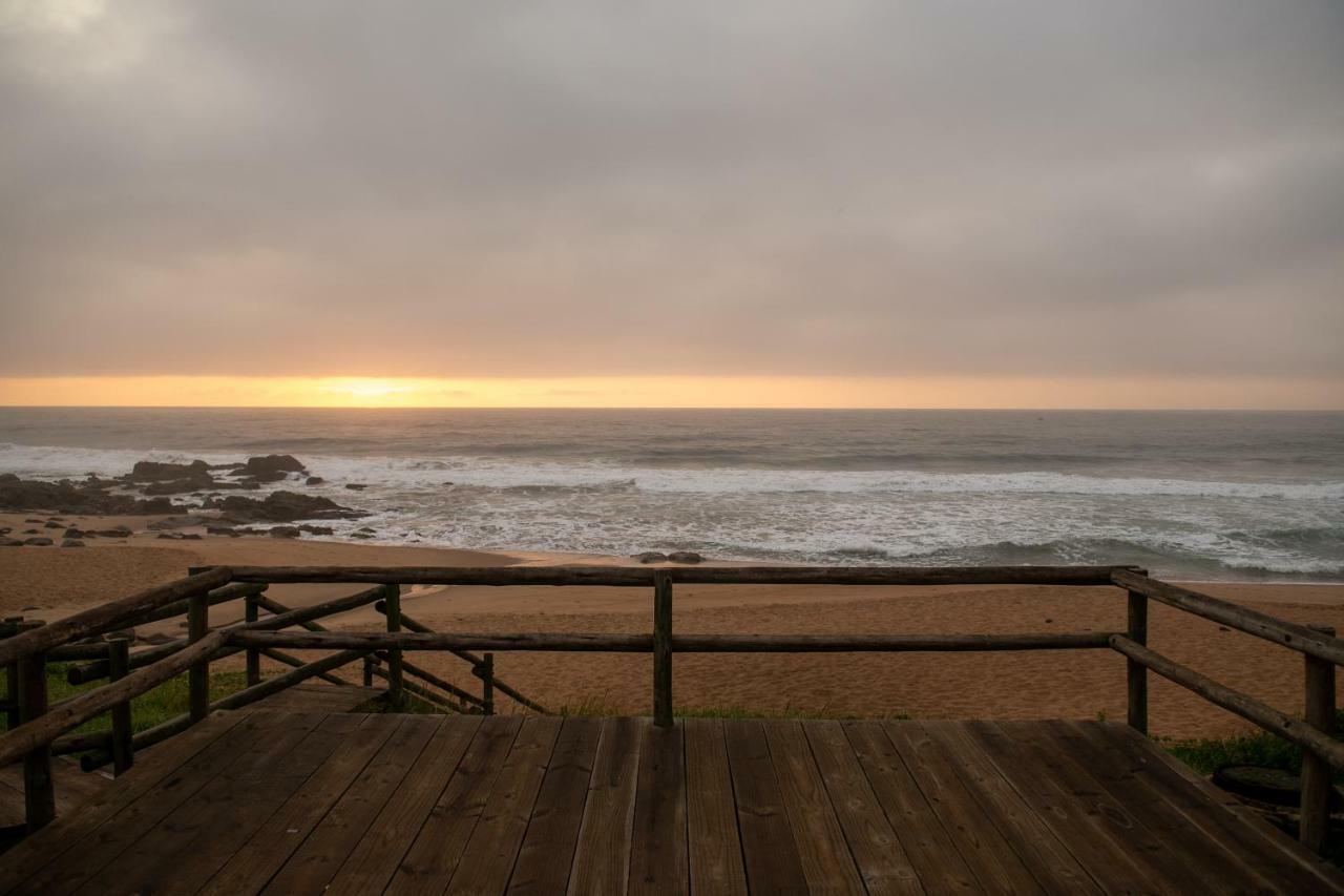 Sands Beach Breaks Beach Front Ballito Exteriör bild